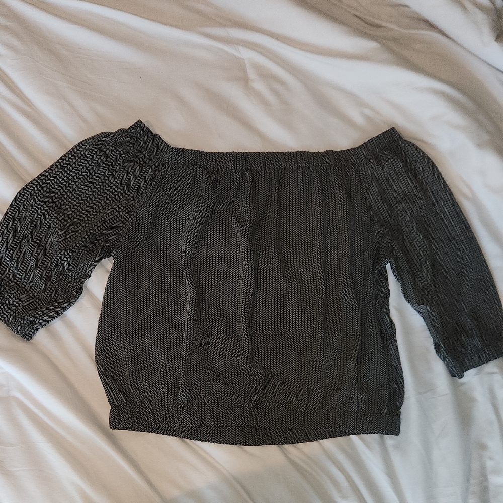 United Colors Of Benetton Black and White Patterned Top